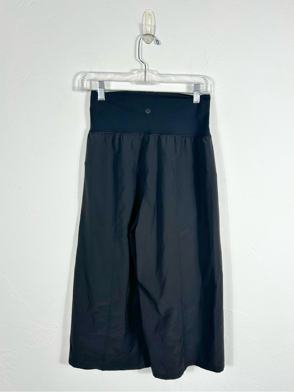 Lululemon Stretch Woven Wide-Leg High-Rise Cropped Pant Black Size 6